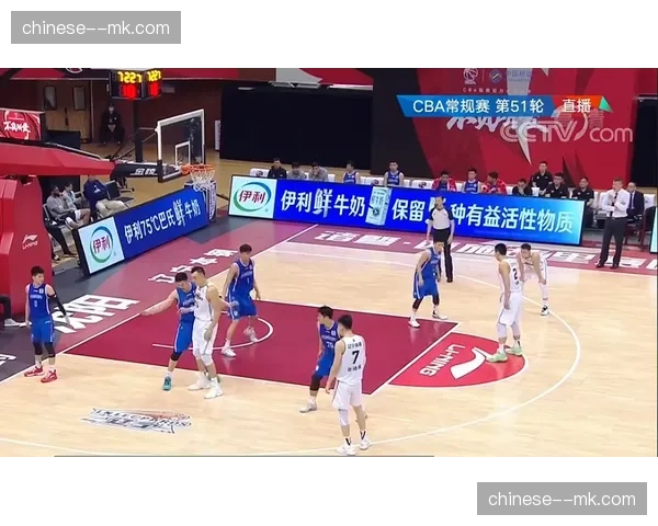 中场观察：爵士凭借第二节多次成功防守反击，将分差迫近至5分